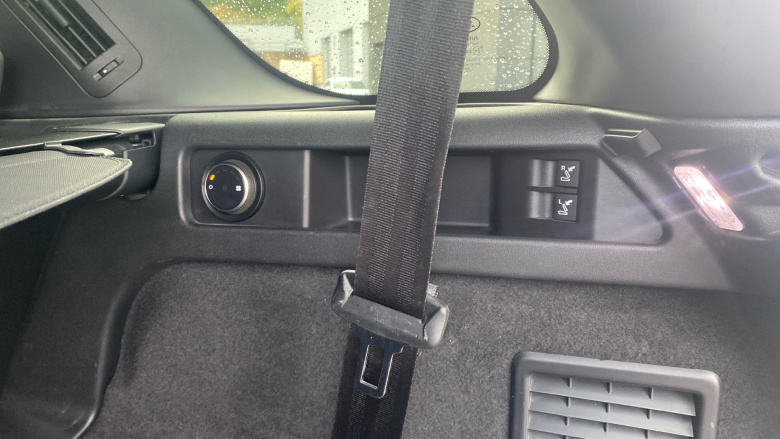 Land Rover Discovery Sport 2.0 D200 R-Dynamic SE 5dr Auto Diesel Station Wagon